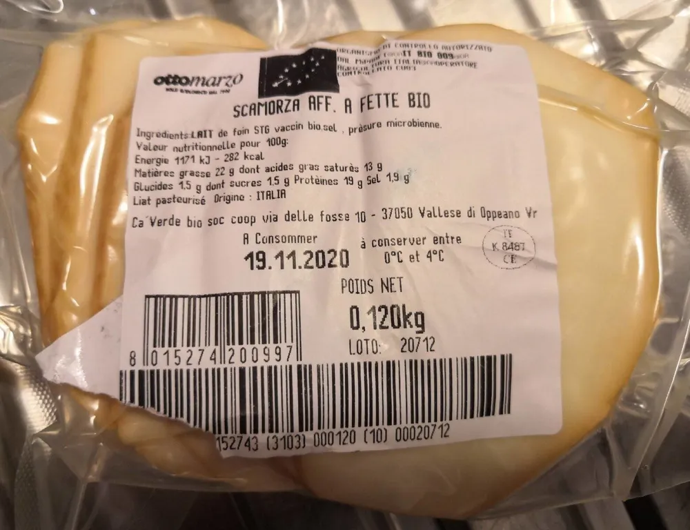 Scarmoza affumicata a fette bio