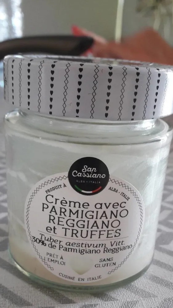 Crème avec PARMIGGIANO et TRUFFES