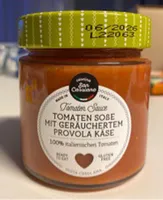 Tomatensoße mit geräuchertem Provola Käse