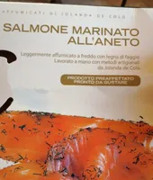 Salmone marinato all'aneto