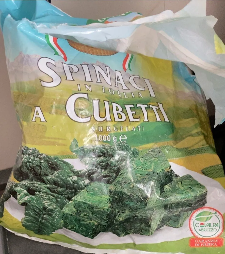 Spinaci in foglia a cubetti