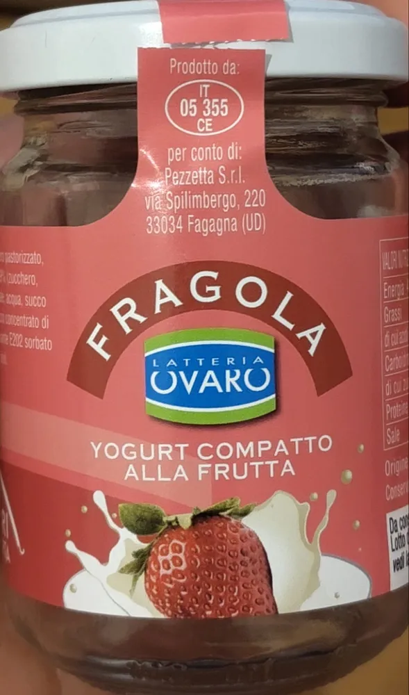 yogurt compatto alla fragola