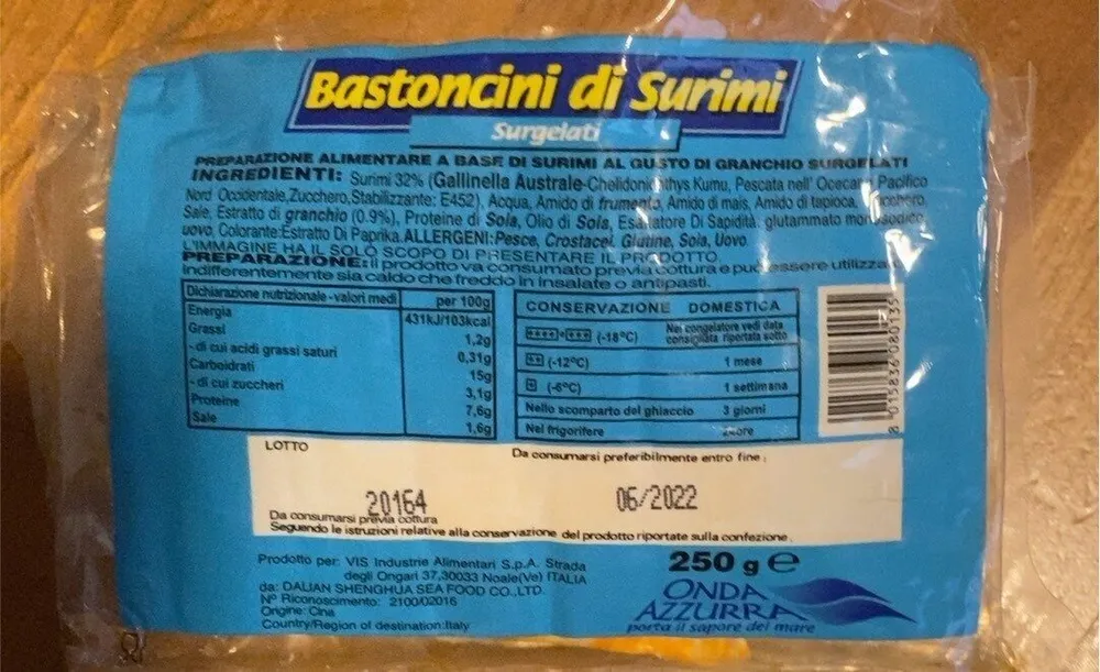 Bastoncini di surimi surgelati