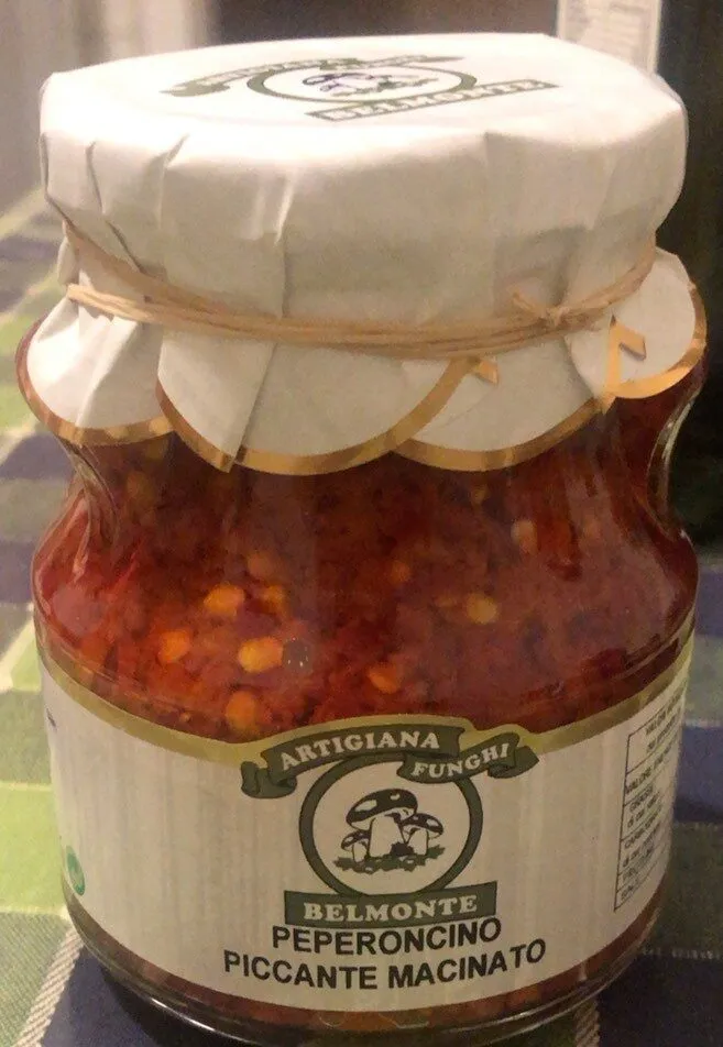 Peperoncino piccante macinato