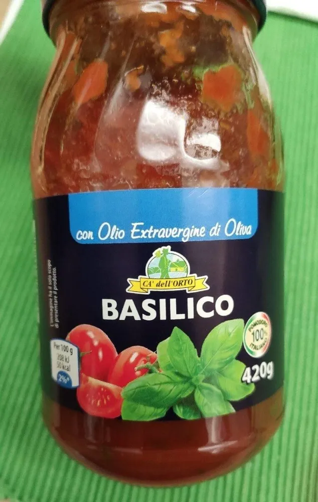 Sugo al basilico con olio extra vergine di oliva