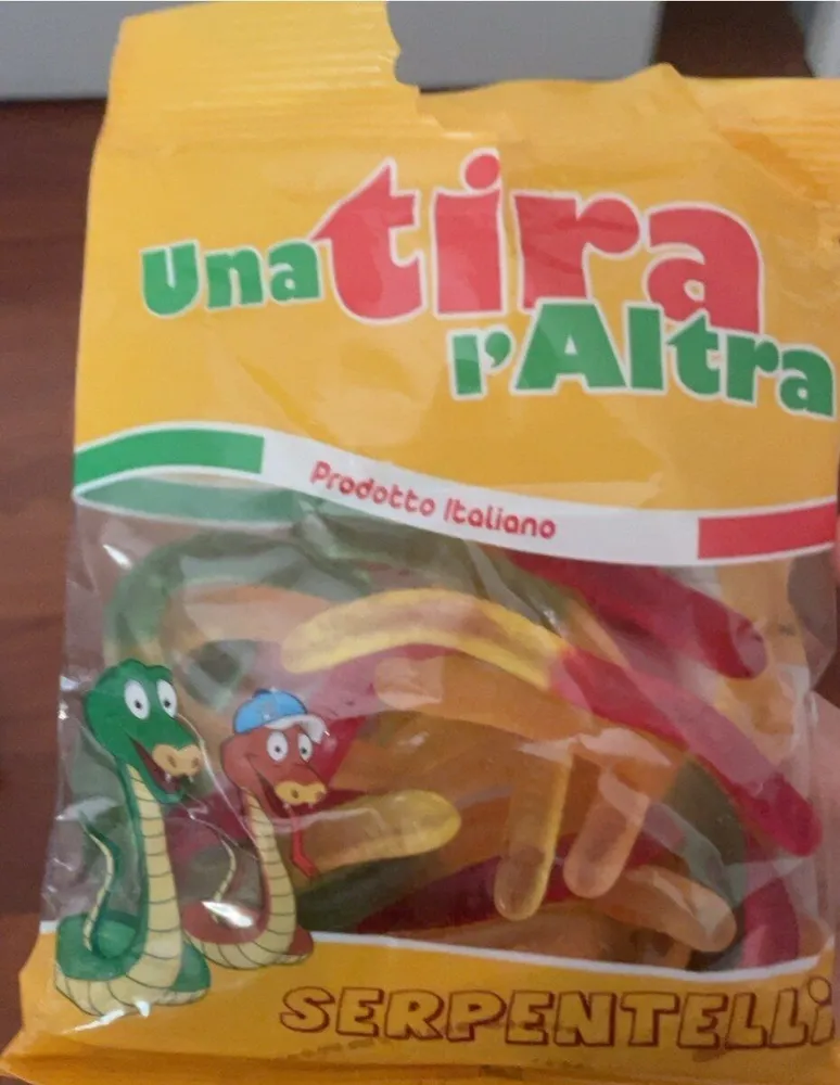 una tira l’altra