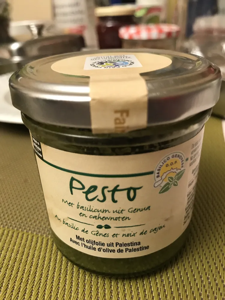 Pesto au basilic de Gênes et noix de cajou