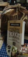 Panettone farcito con gianduia