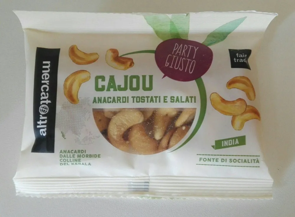 Cajou anacardi tostati e salati
