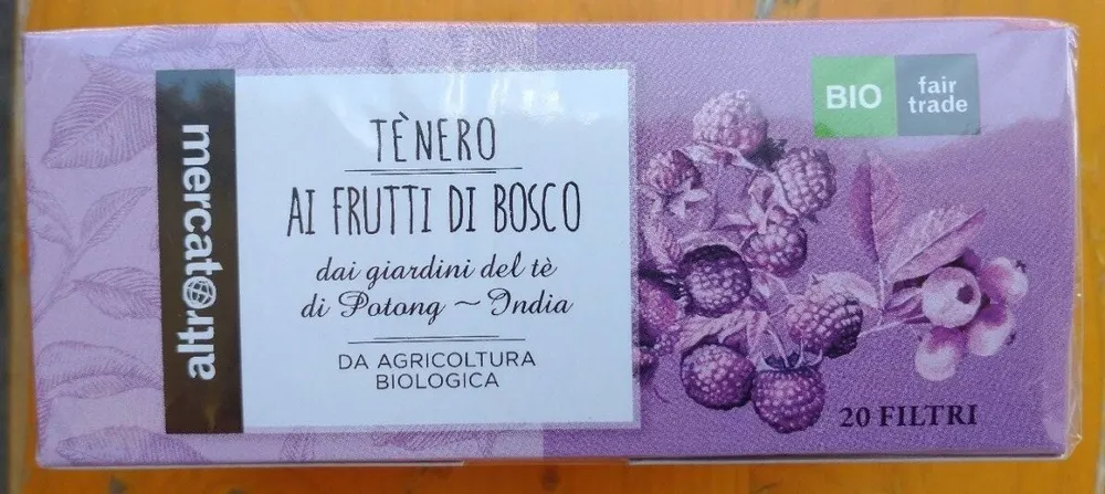Tè nero ai frutti di bosco