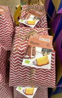 Pandoro bio