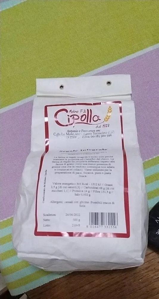 Farina di segale integrale