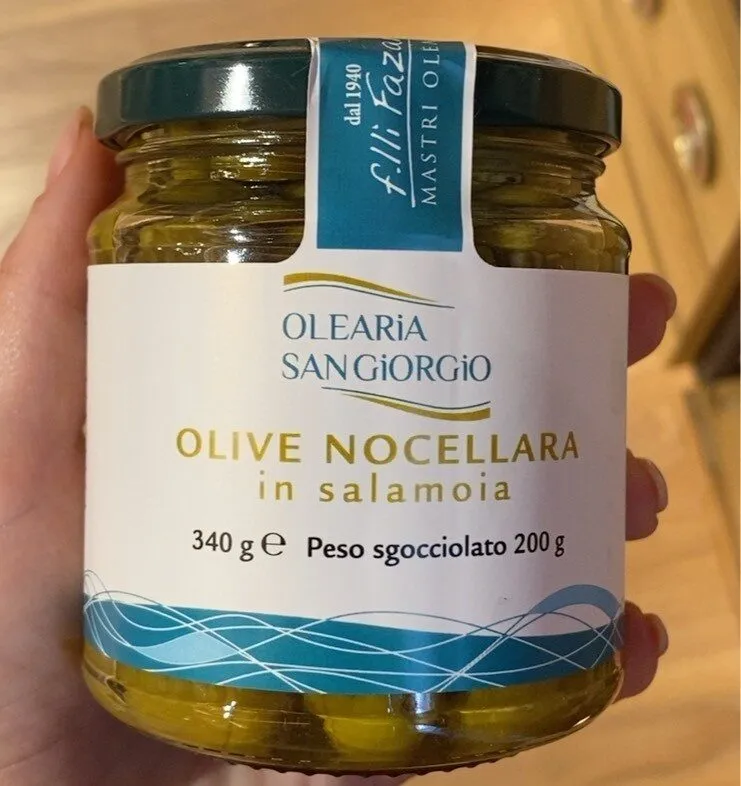 Olive nocellara in salamoia