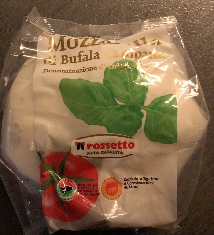 Mozzarella di Bufala Campana