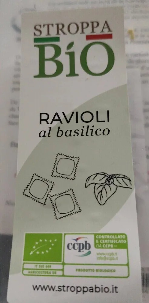 Ravioli al basilico