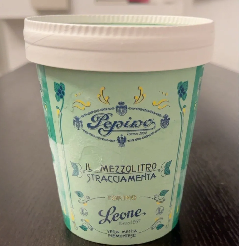 Gelato “il mezzolitro stracciamenta”