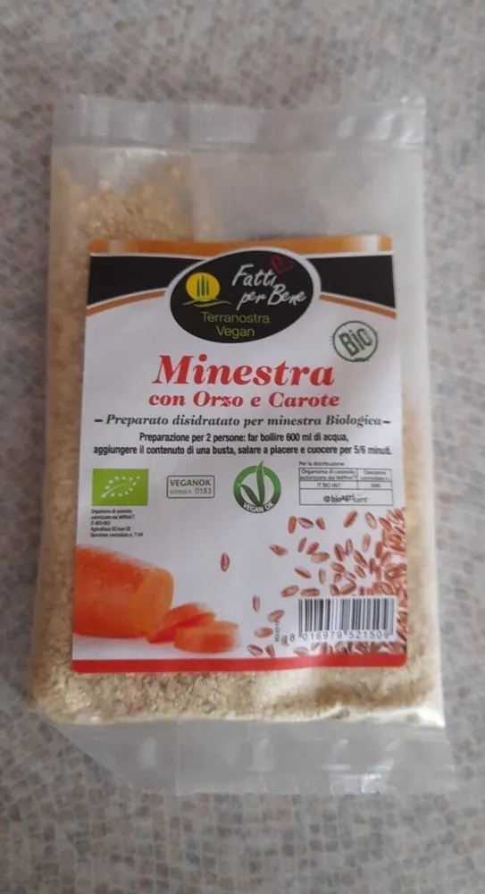 Minestra con orzo e carote