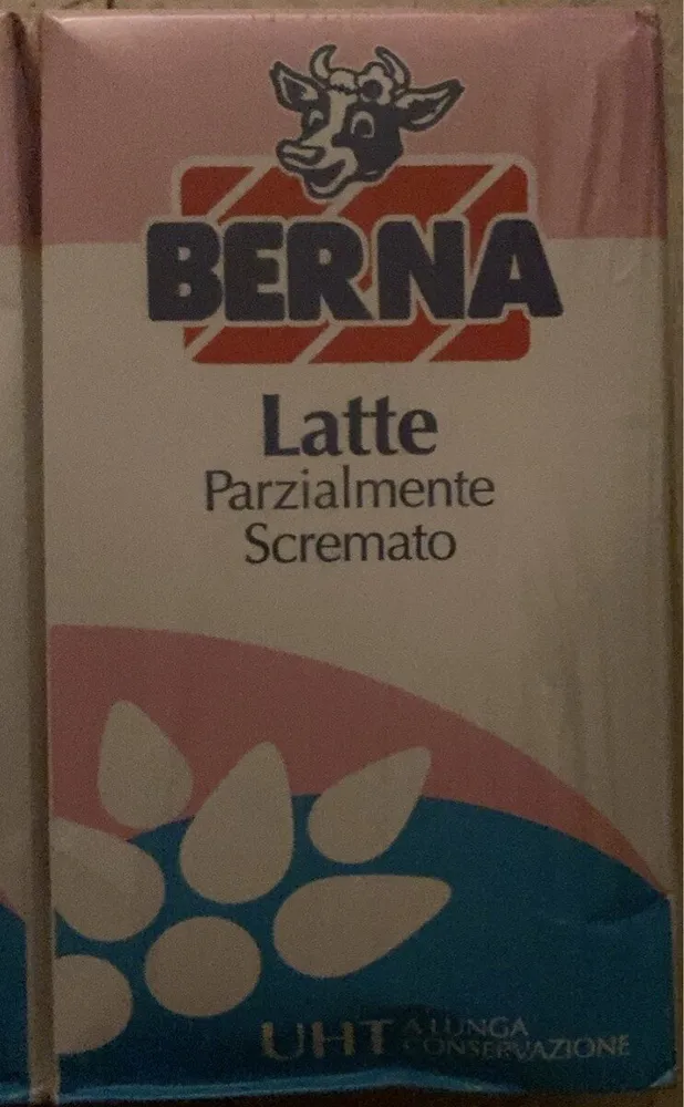 Latte Parzialmente Scremato UHT