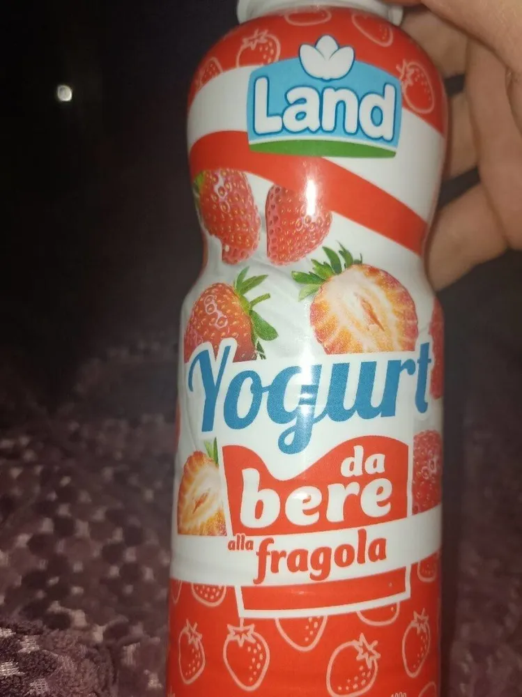 Yogurt da bere alla fragola