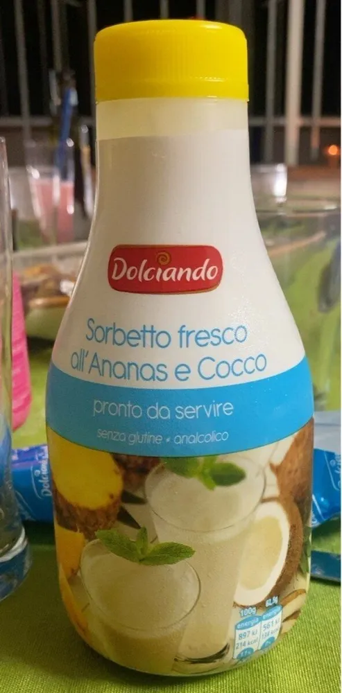 Sorbetto fresco all’ananas e cocco