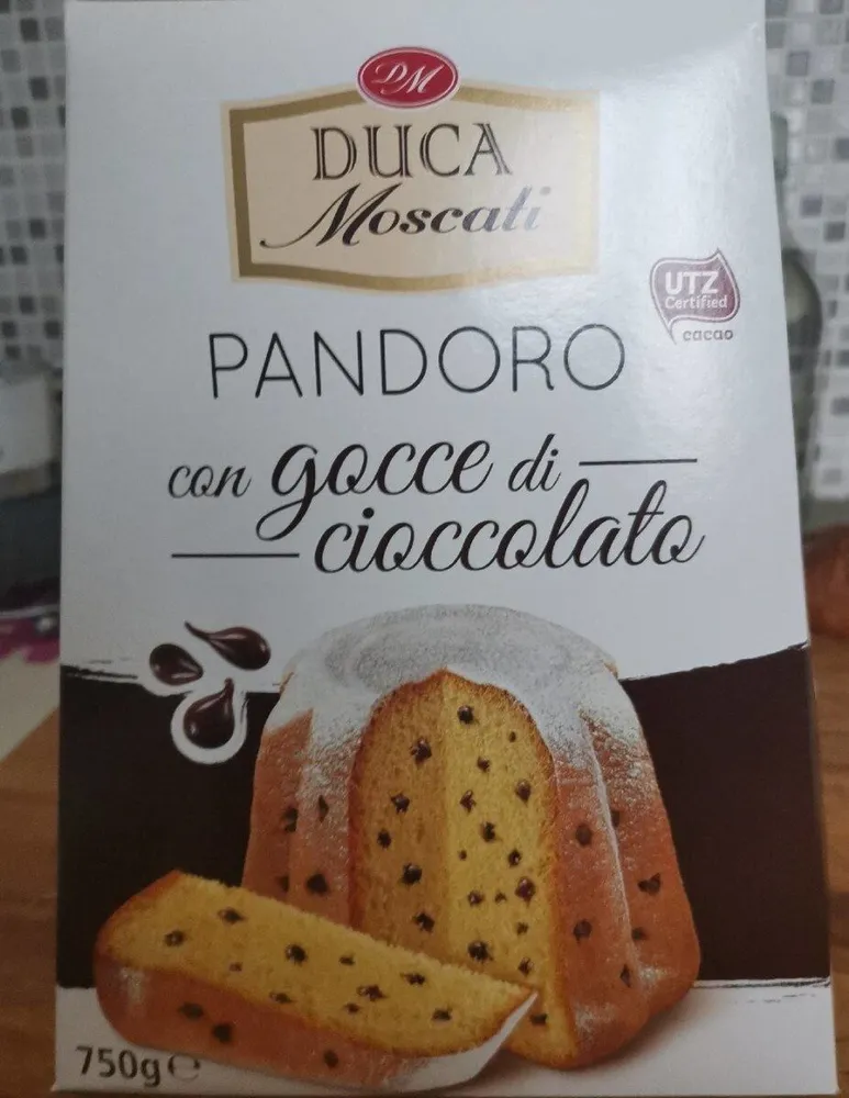 Pandoro con gocce di cioccolato