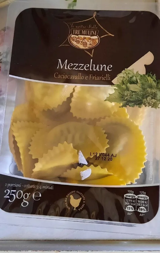 Mezzelune caciocavallo e friarielli