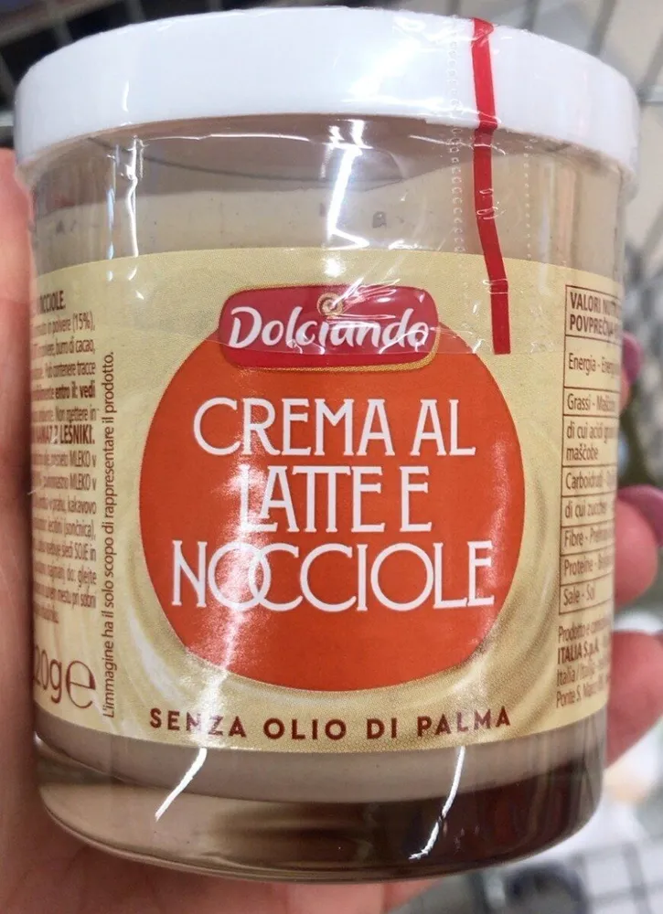 Crema al latte e nocciole