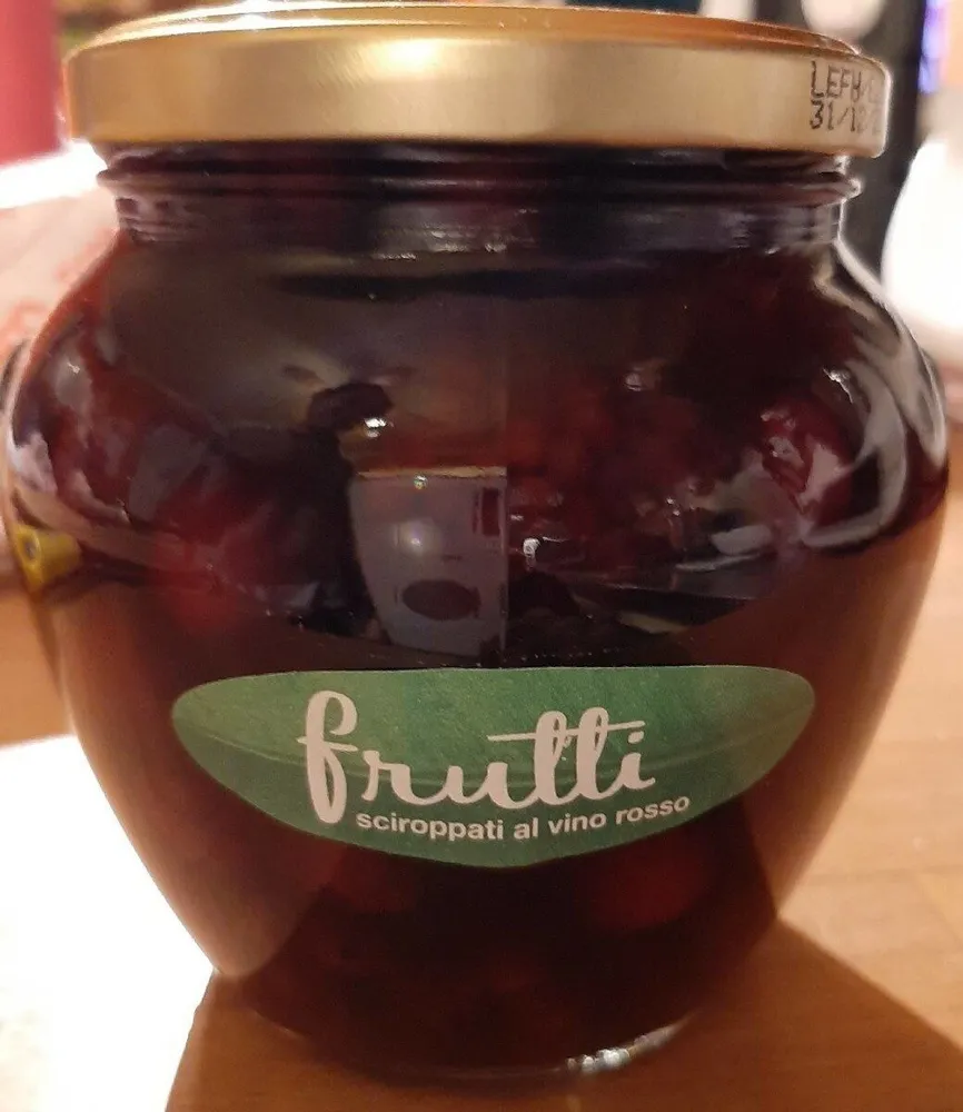 Frutti sciroppati al vino rosso