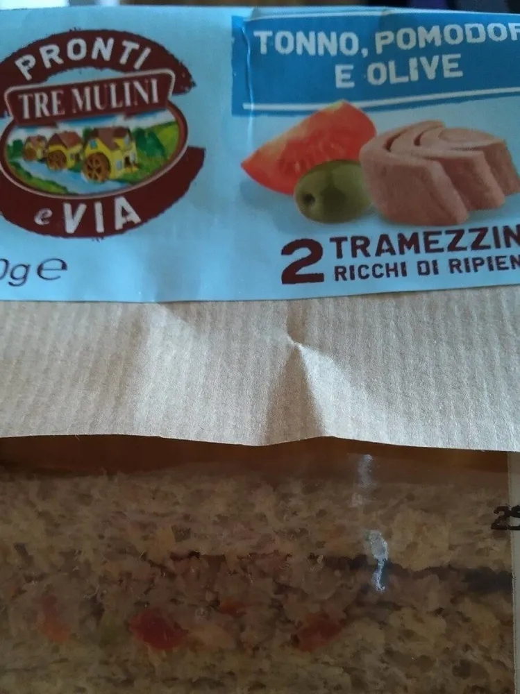 Tramezzini tonno pomodoro e olive