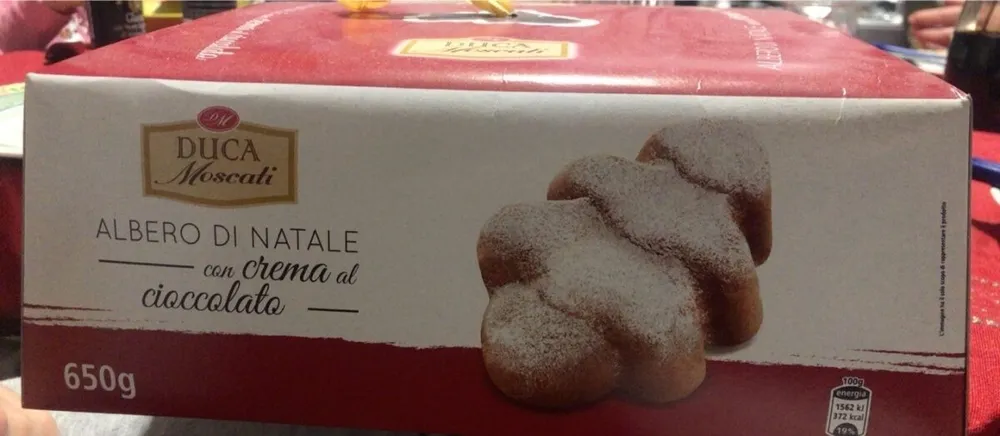 Albero di natale con crema al cioccolato