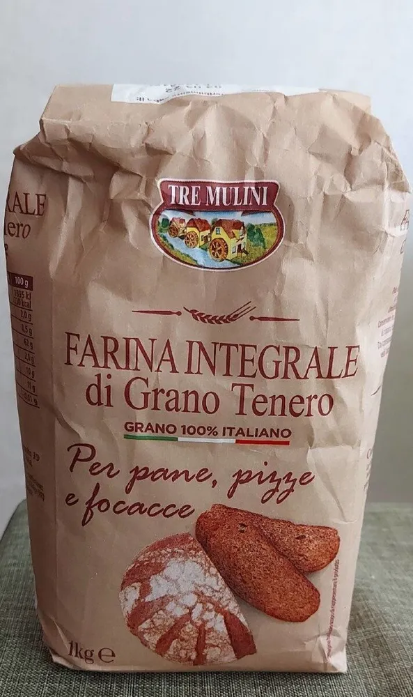 Farina integrale di grano tenero