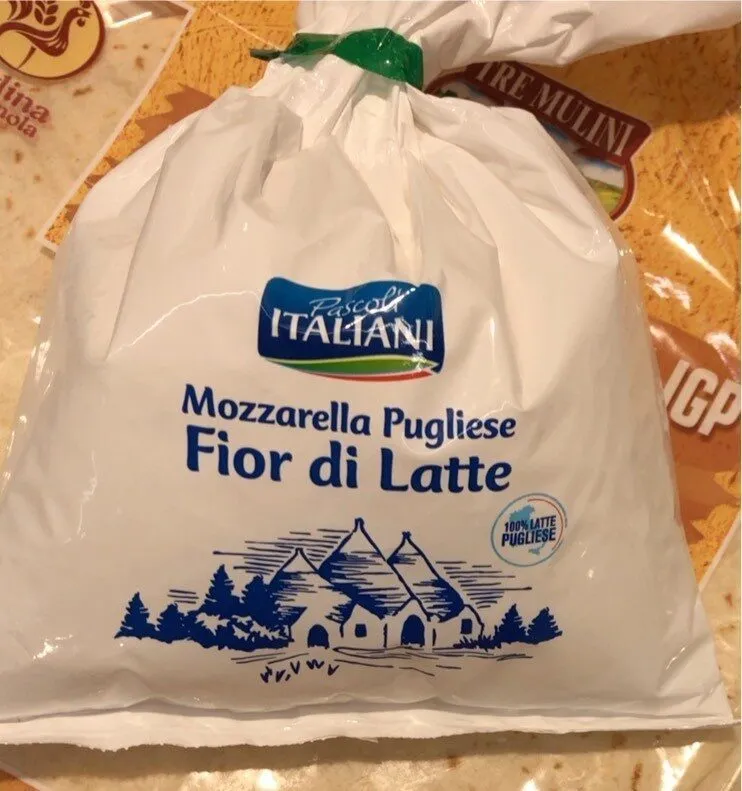 Mozzarella pugliese