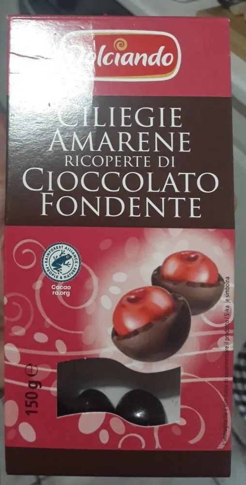 Ciliegie amarane ricoperte di cioccolato fondente