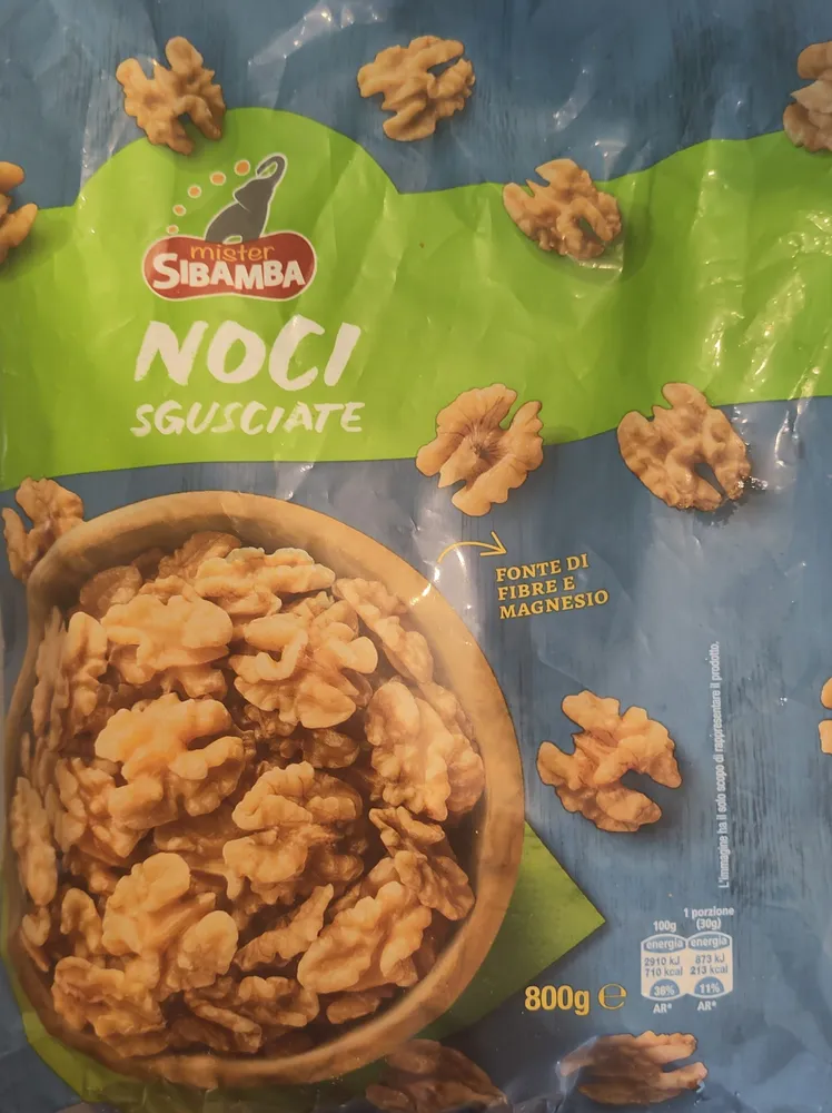 Noci sgusciate