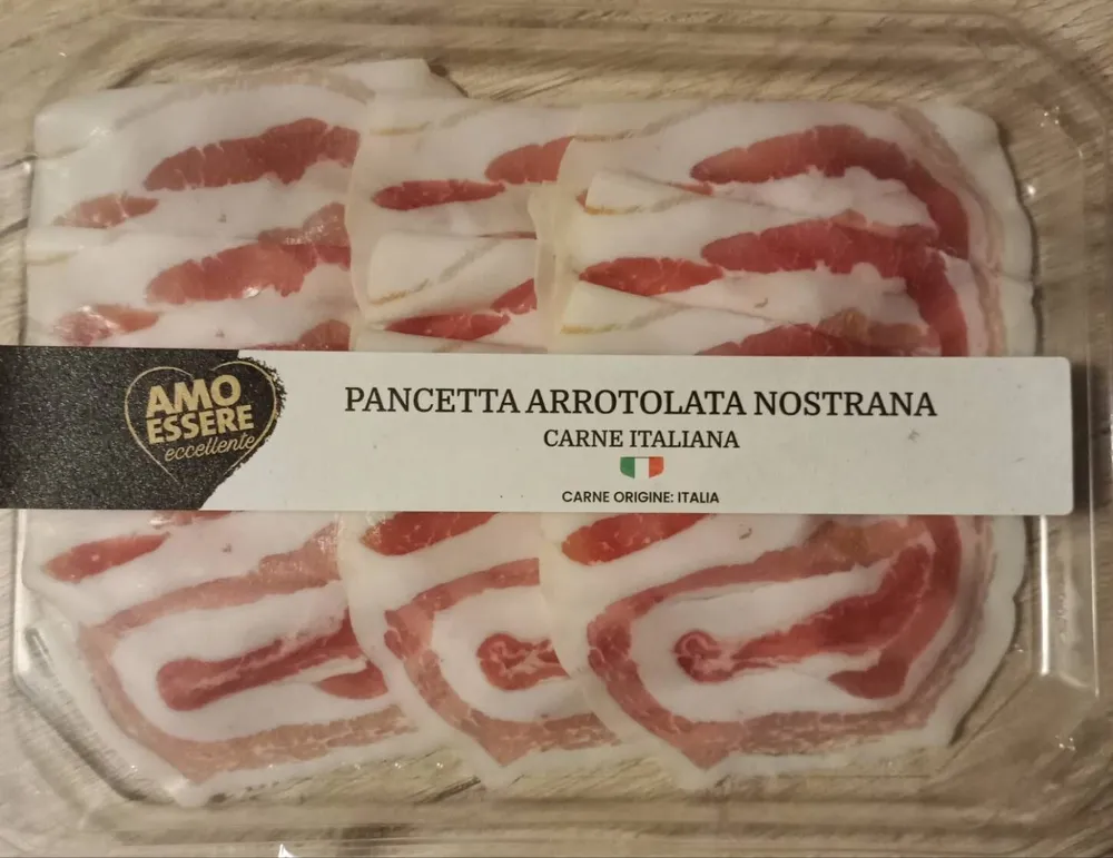 Pancetta arrotolata nostrana