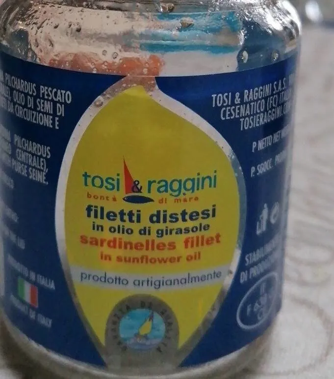 Filetti distesi in olio di girasole