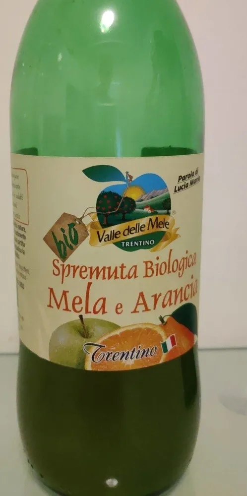 Spremuta biologica mela e arancia