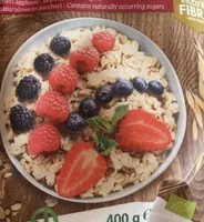 Porridge bio con frutti rossi