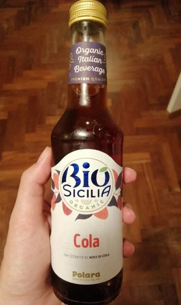 Cola