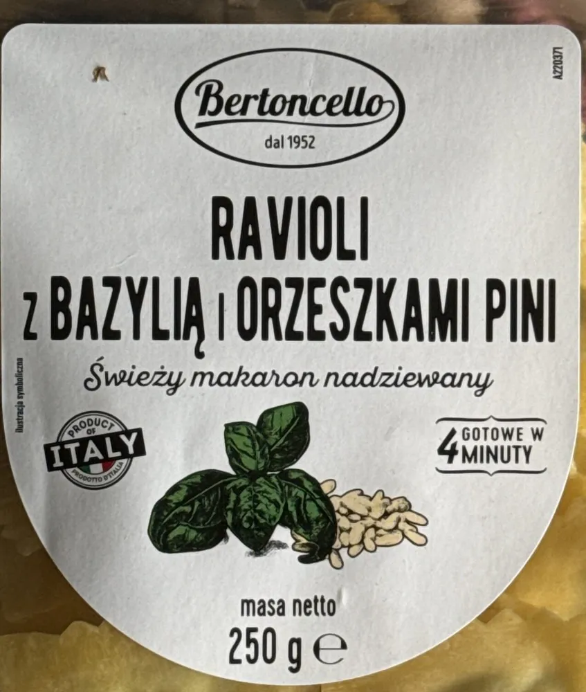 Ravioli Z Bazylią I Odzeszkami Pini