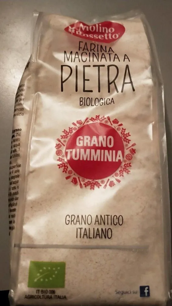Farina macinata a pietra grano tumminia
