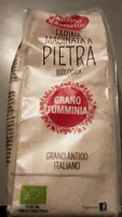 Farina macinata a pietra grano tumminia