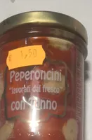 Peperoncini lavorati dal fresco con tonno