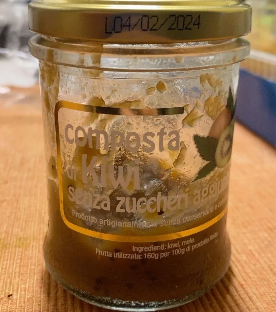 Composta di kiwi