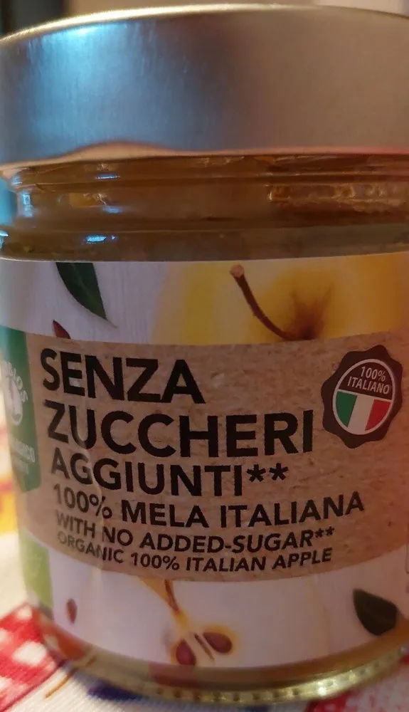Senza zuccheri aggiunti 100% mela italiana