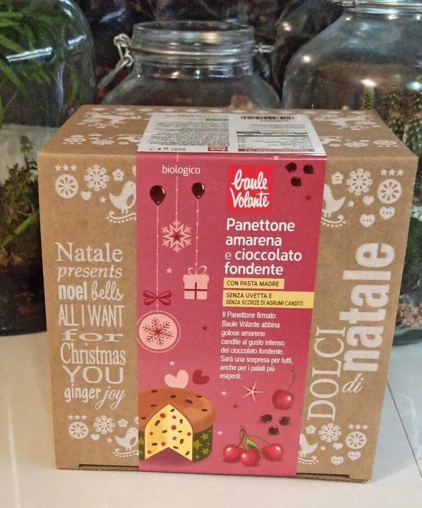 Panettone amarena e cioccolato fondente