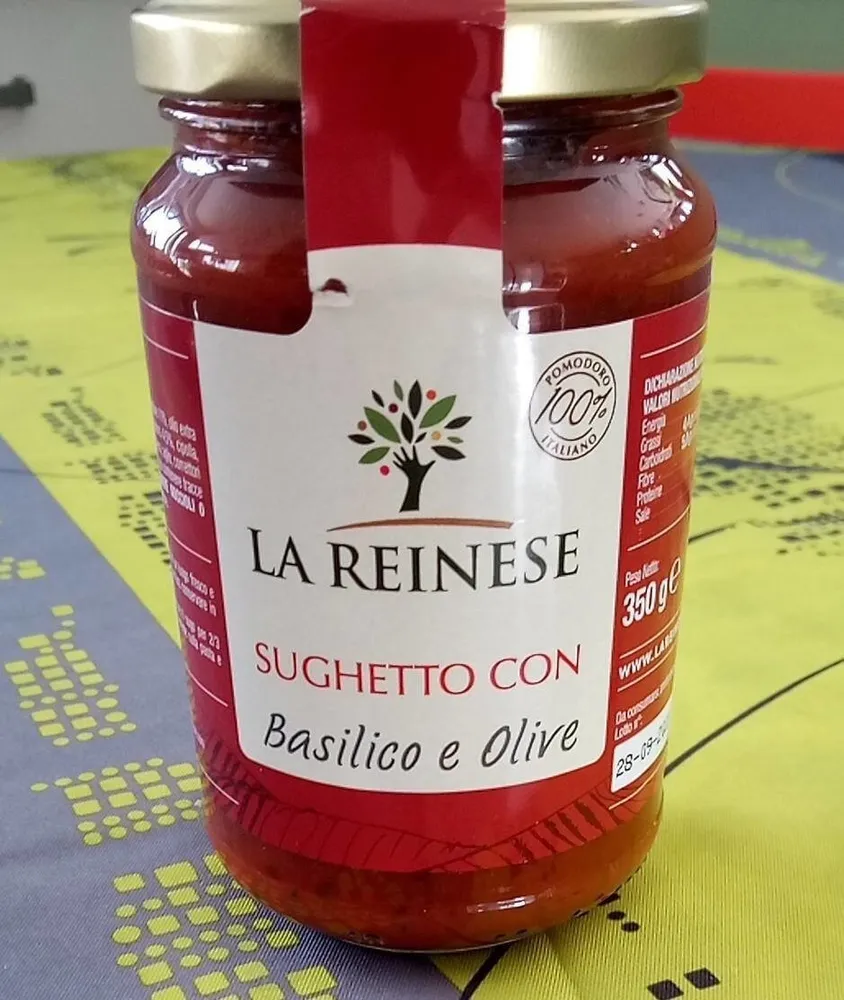 Sughetto con basilico e olive
