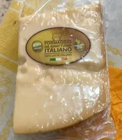 Formaggio duro italiano