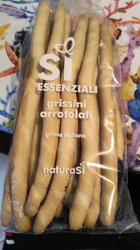 Si essenziali grissini arrotolati