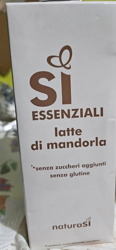 Latte Di Mandorla